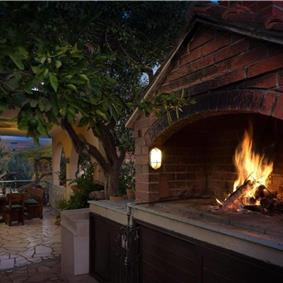 6 bedroom villa with pool in Milna, Brac Island sleeps 11